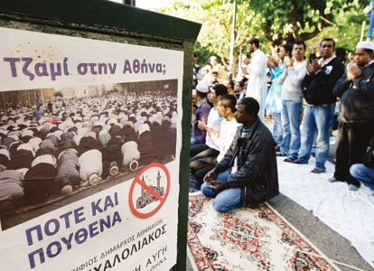 quickie-mosque-in-greece-to-meet-muslim-demand-2010-12-04_l