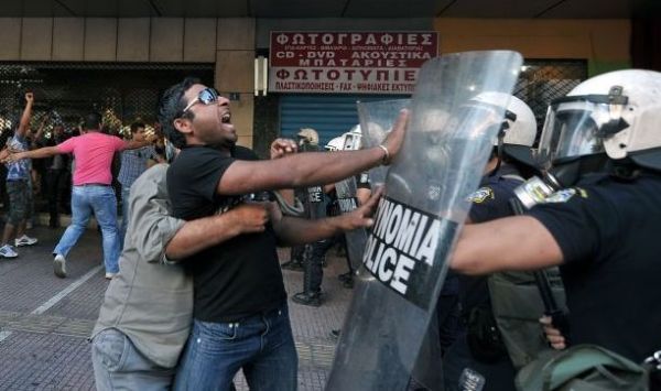 u8_Greece-Muslims-protest-anti-Islam-film