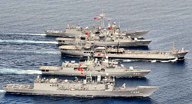 Σε-συναγερμό-το-ΠΝ-Τουρκικός-στόλος-κατευθύνεται-στο-Αιγαίο