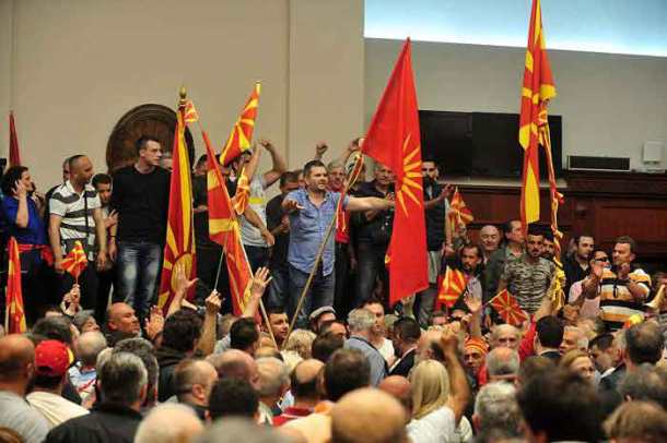 Αποτέλεσμα εικόνας για ΠΓΔΜ Βουλή εμφύλιος